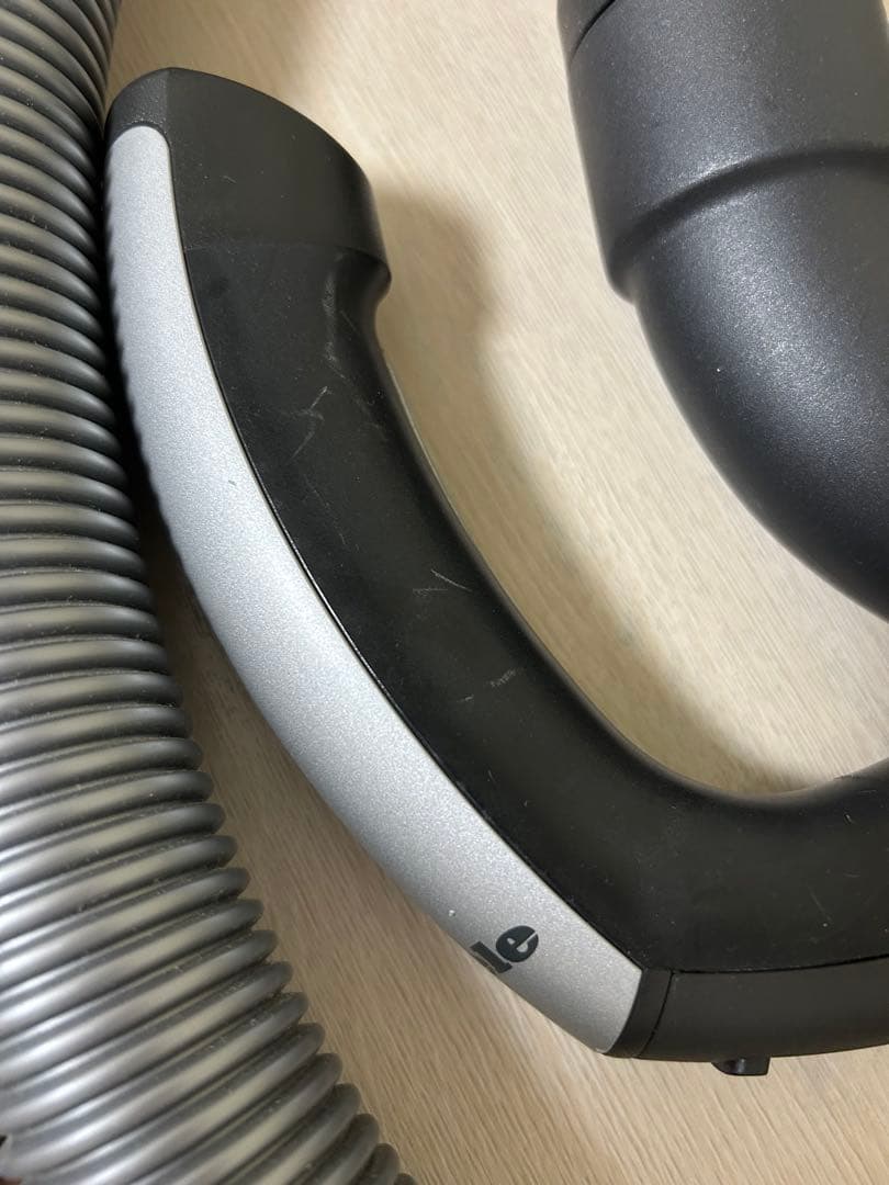 ミーレ　Miele　掃除機　S4562　Cat&Dog　キャット&ドッグ　レッド