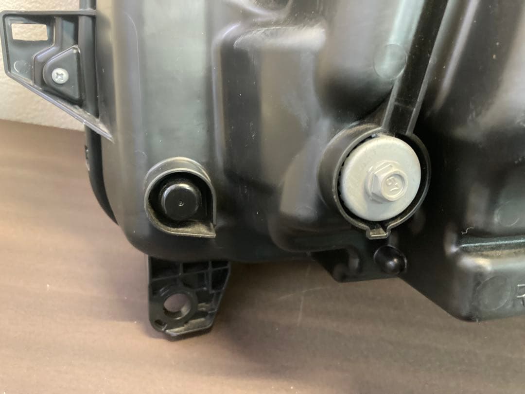 N-BOXカスタム(JF5) 右ヘッドライト　美品