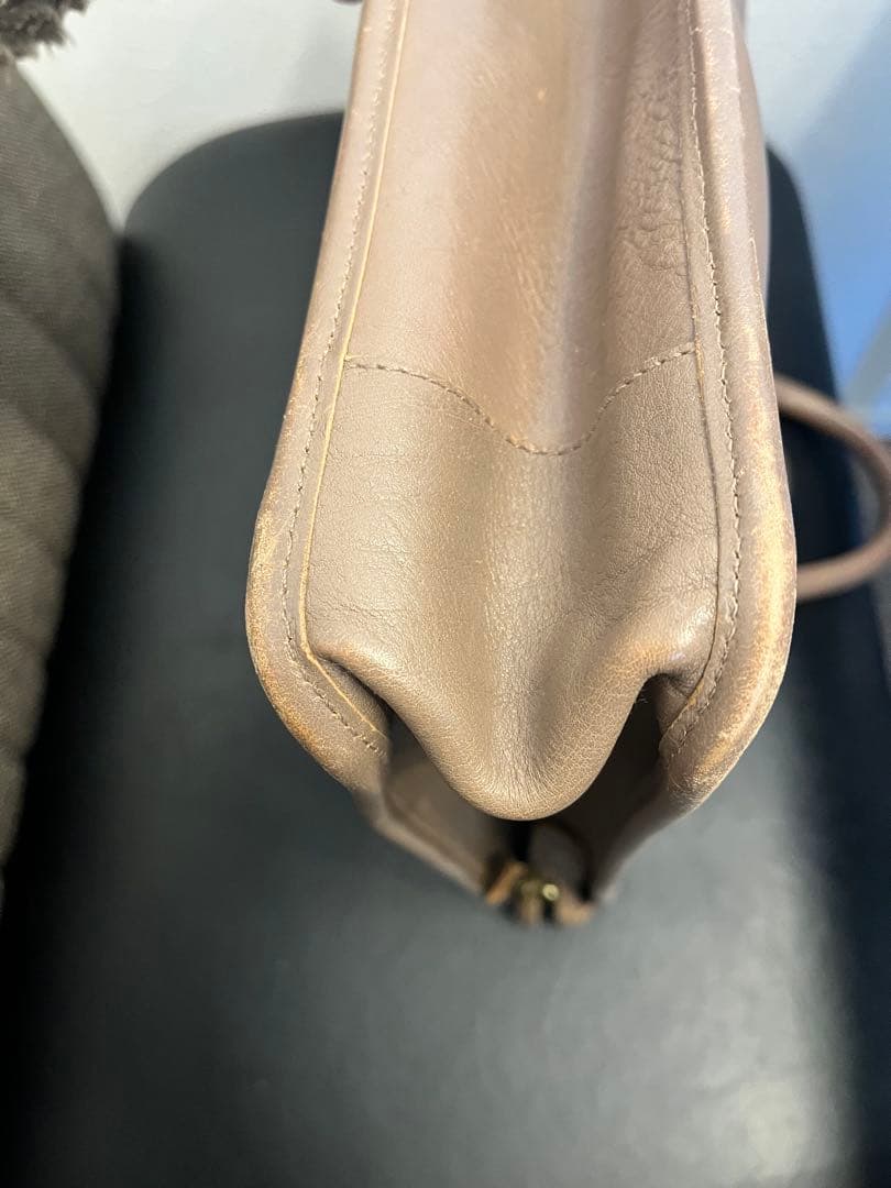 イルビゾルテ　レザートートバッグ イタリア製