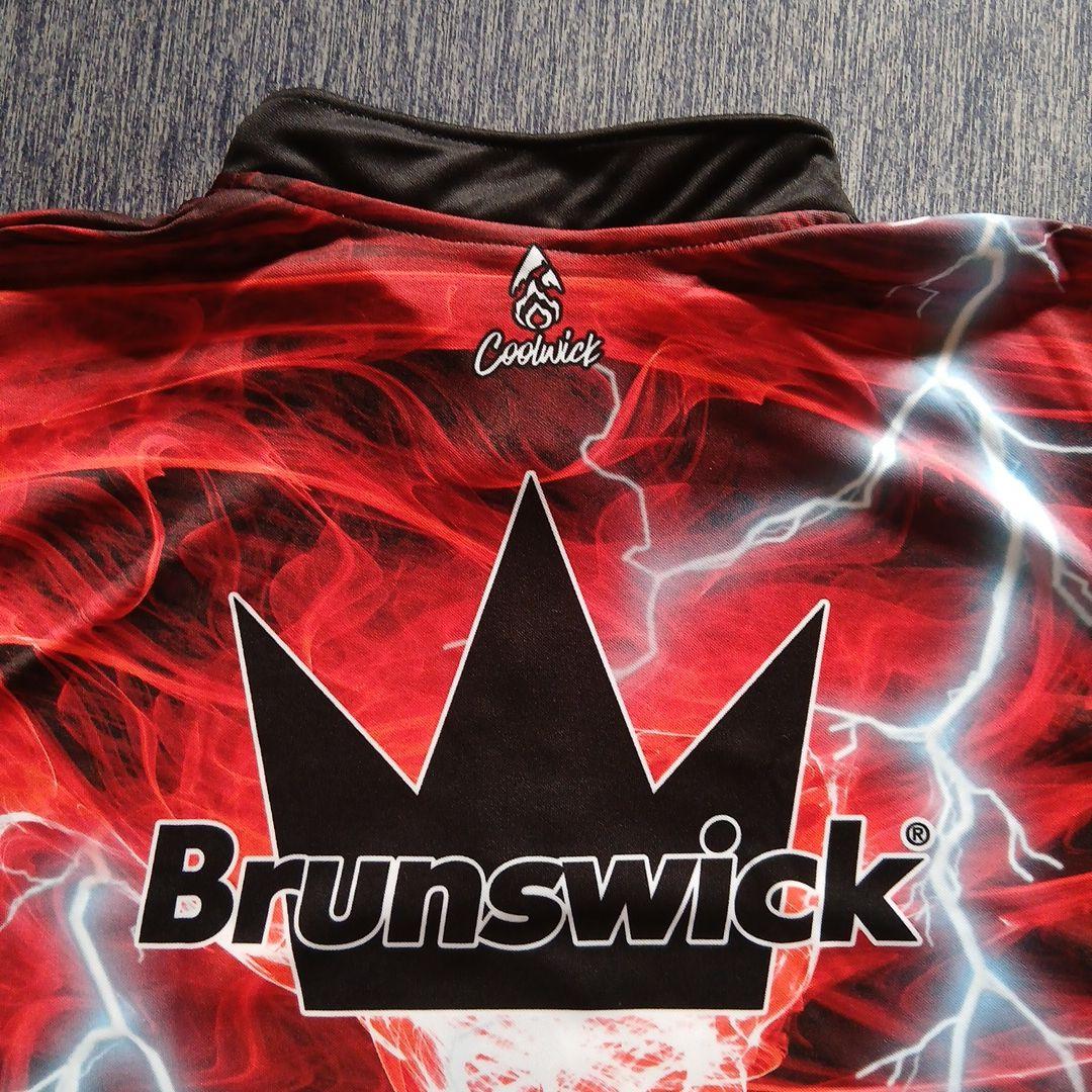 【新品】ボウリングウェア　ブランズウィック　日本サイズM　 レッド