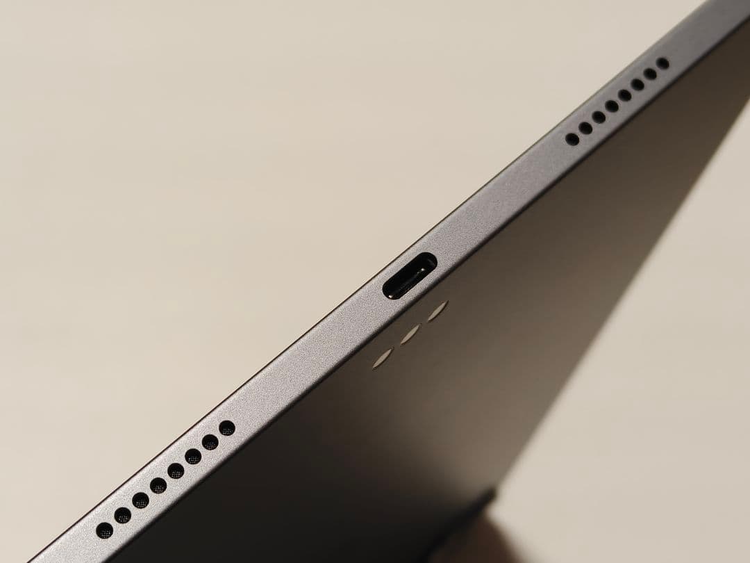 iPad Pro 11インチ / 新品保護ガラス / カバー+ペン付属