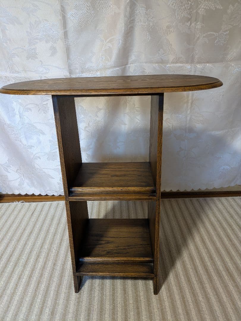 木製オーバル型3段棚 　イギリスアンティーク　ダークブラウン