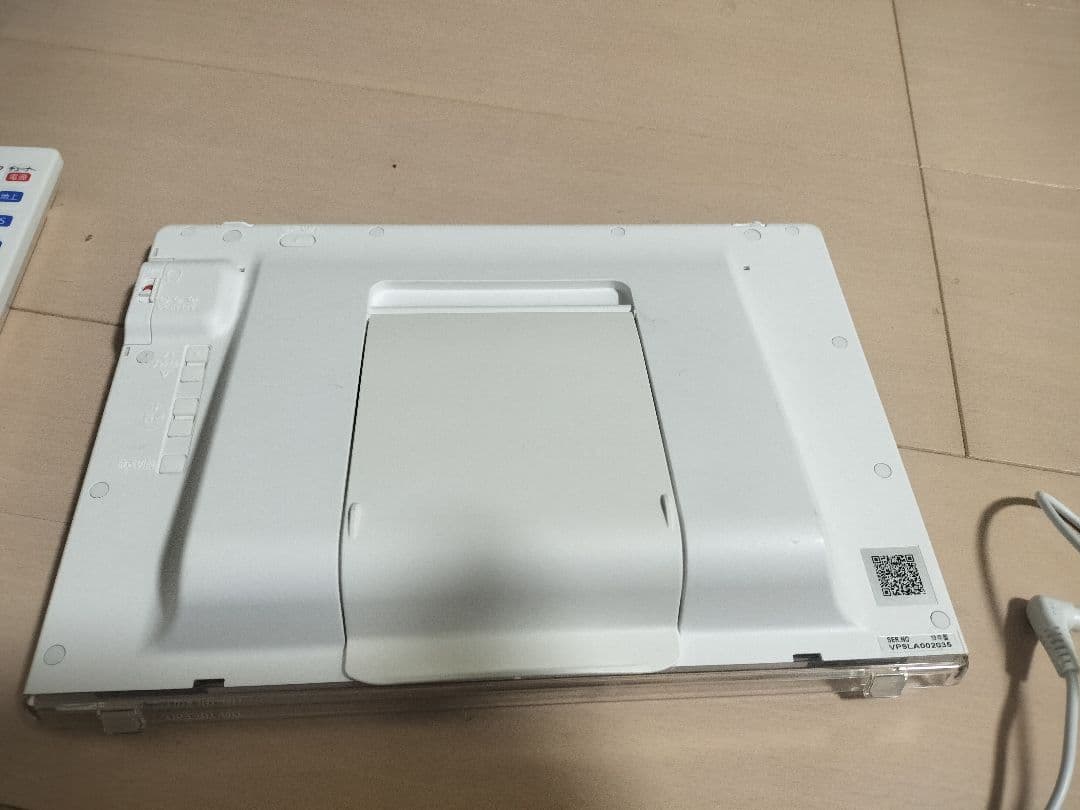 Panasonic どこでもビエラ　UN-10CE9D ポータブルテレビ