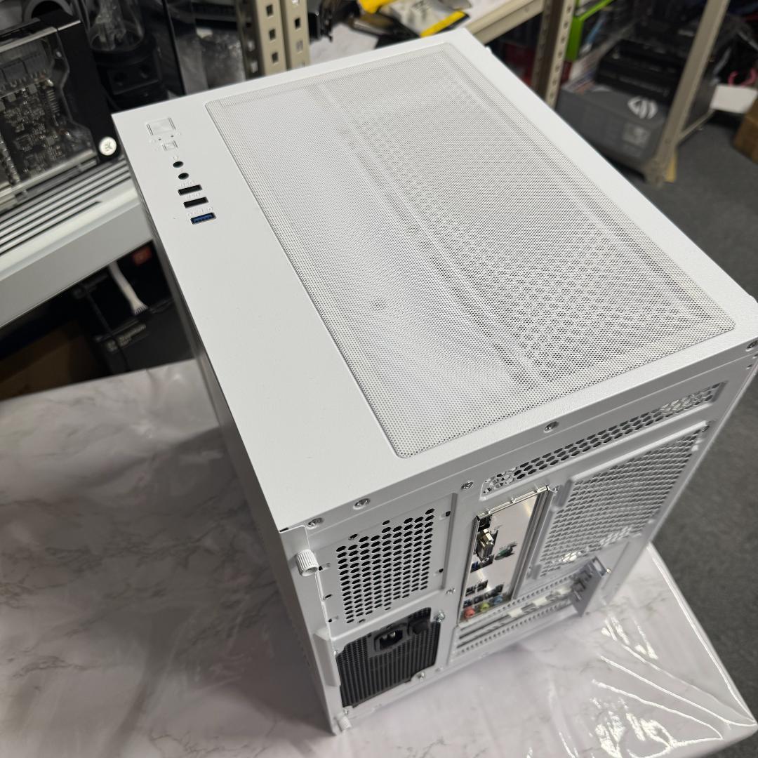 新品ゲーミングPC / Ryzen 7 7700 9070XT 32GB 1TB