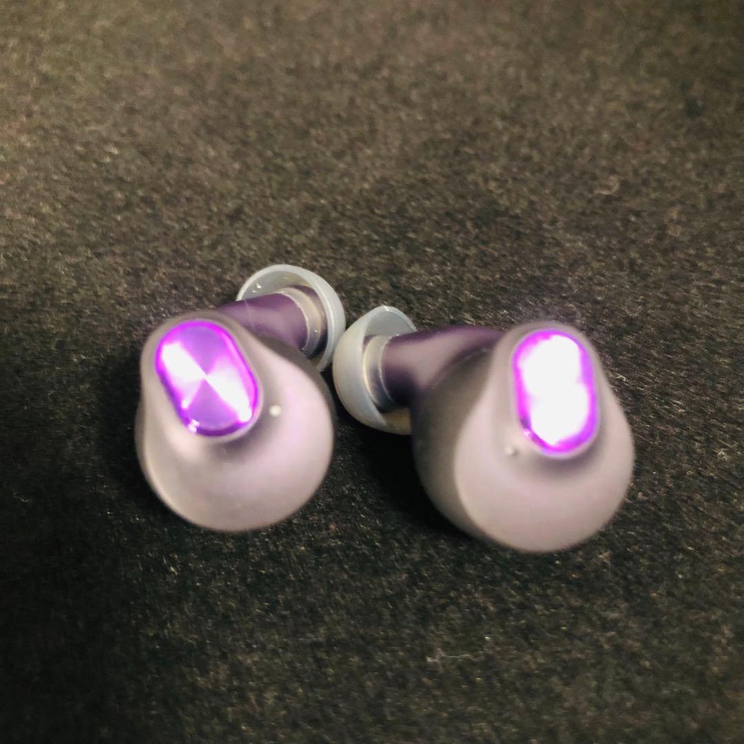 不破湊 AVIOT コラボ　ワイヤレスイヤホン