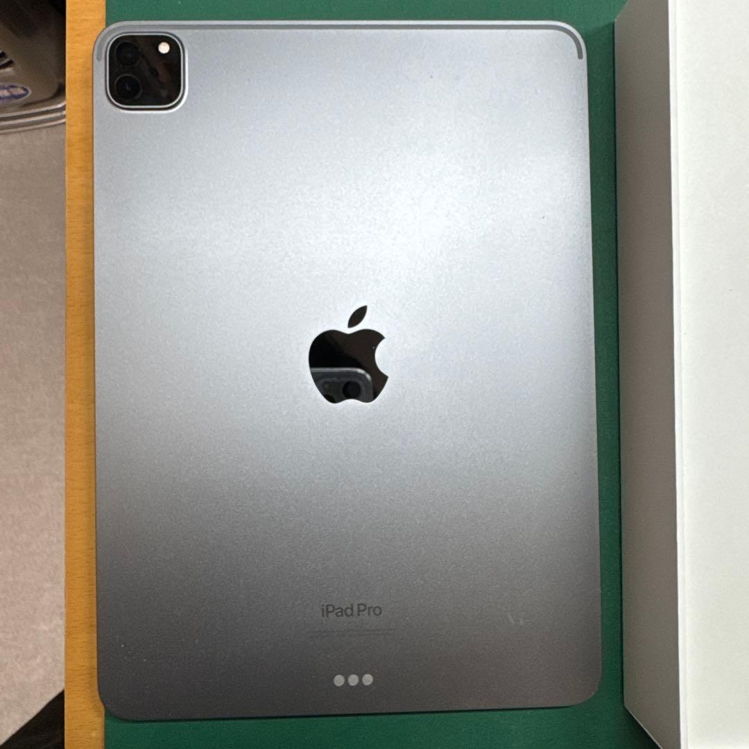 m2　iPad Pro シルバー 11インチ　プロペンシル付き充電器付き