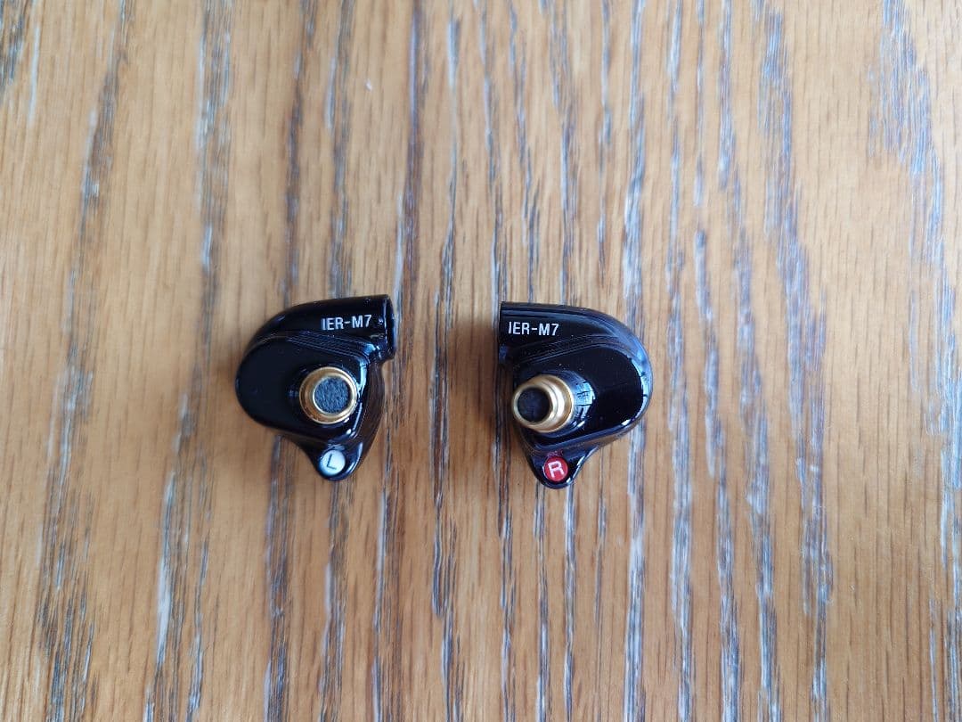 【美品】SONY IER-M7 有線イヤホン ハイレゾ対応 ブラック