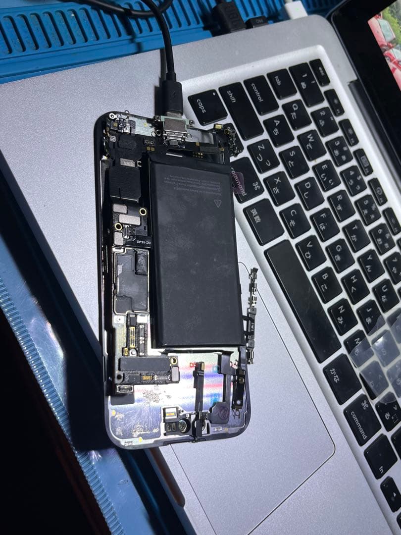 iPhone15 ジャンク