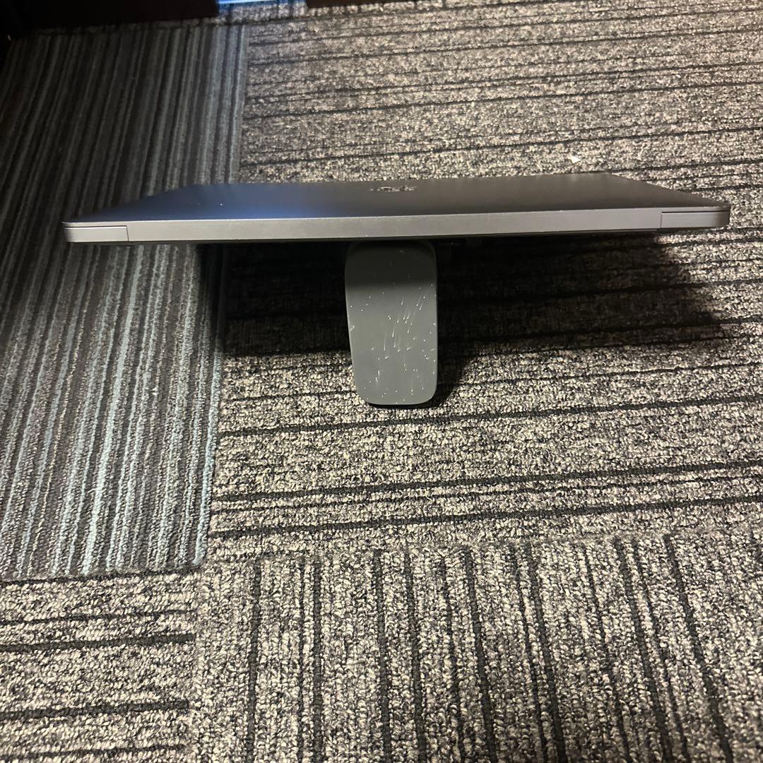 MacBook Air 13インチ A2179 i7 16GB 512GB 14