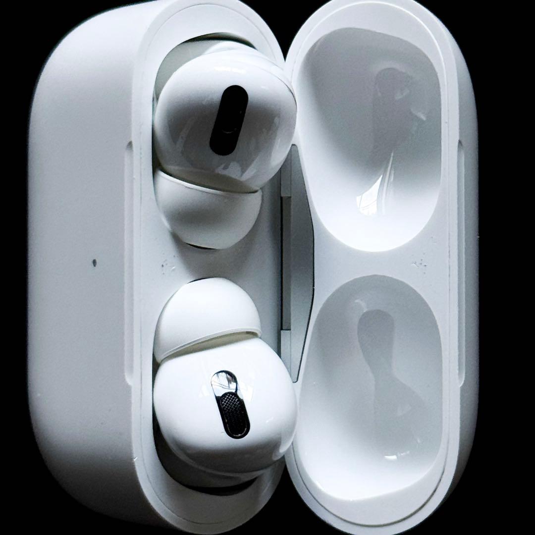 AirPods Pro MagSafe対応モデル MLWK3J/A