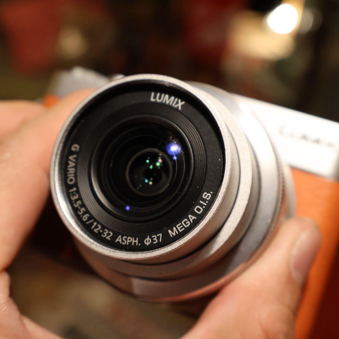 Panasonic LUMIX DC-GF9W ミラーレス一眼