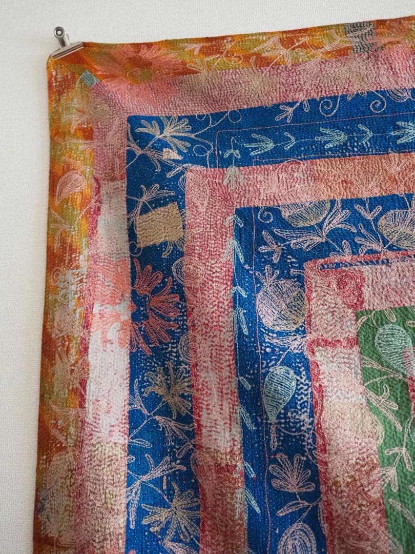 【希少】　スザニ刺繍カンタキルト　スザニ刺繍　ピンク　インド　一点もの