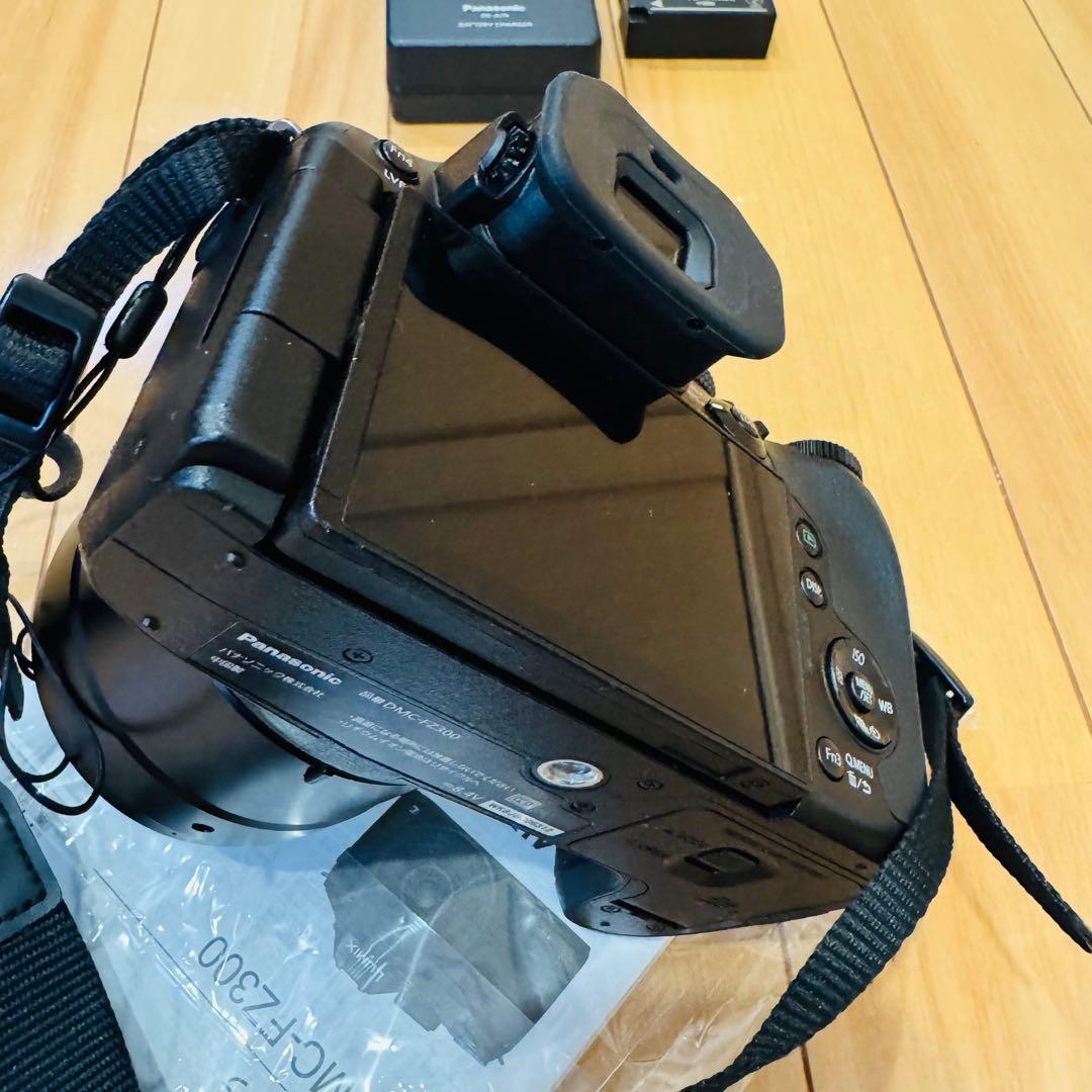 LUMIX DMC-FZ300 デジタルカメラ 本体