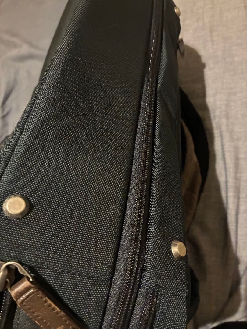 美品　ace ビジネス用ネイビーバックパック