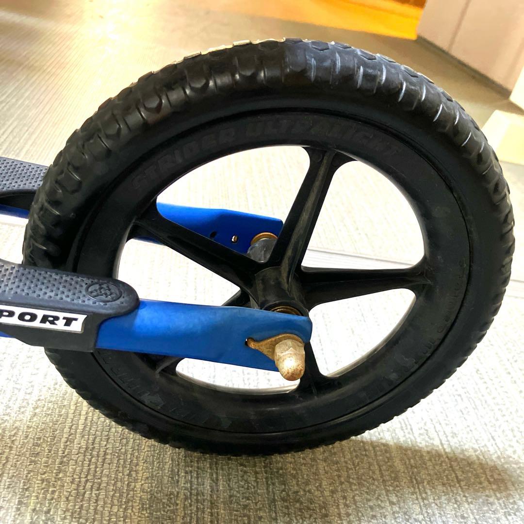 【美品】ストライダー　青 (スタンド付き)