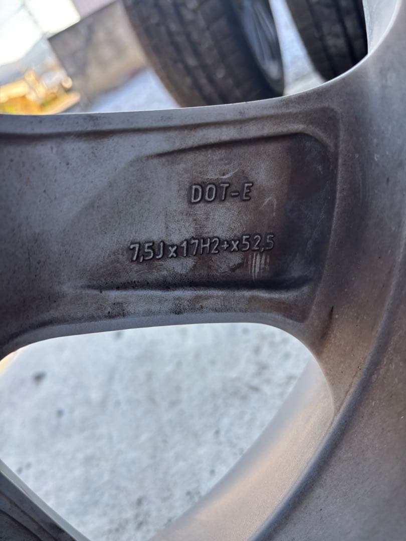 VOLVO純正ホイール スタッドレス V40 ホイールナット付き