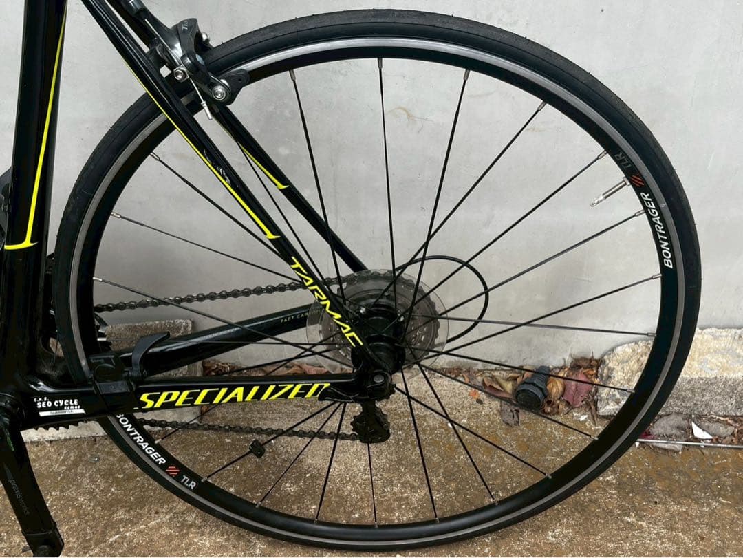 シャー芯　Specialized Tarmac ロードバイク ブラック/イエロー