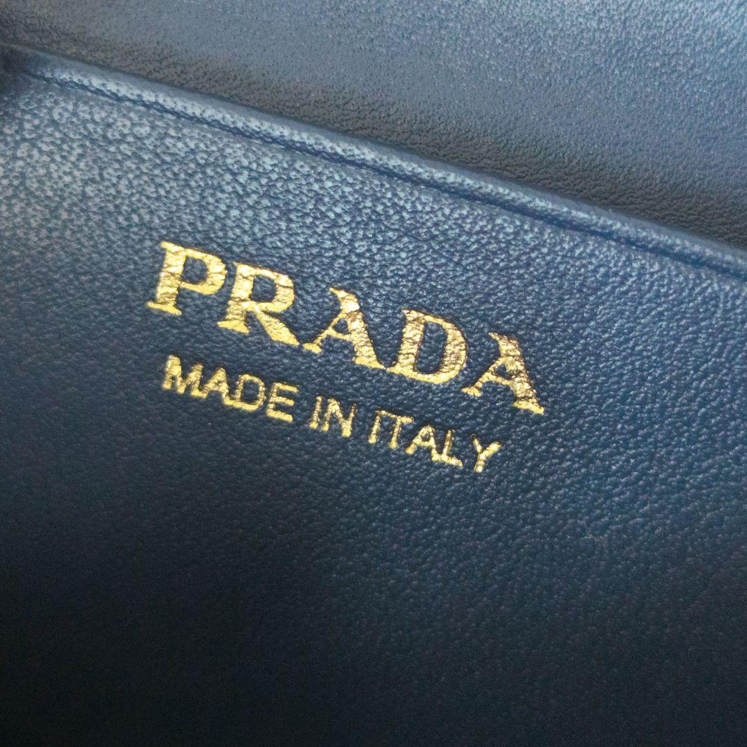 【美品】PRADA プラダ サフィアーノ 名刺入れ カードケース　ネイビー