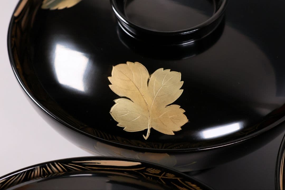 【CM366】輪島塗 塩徳屋漆器店 沈金 菊尽 煮物椀 五客 木製漆器 黒塗