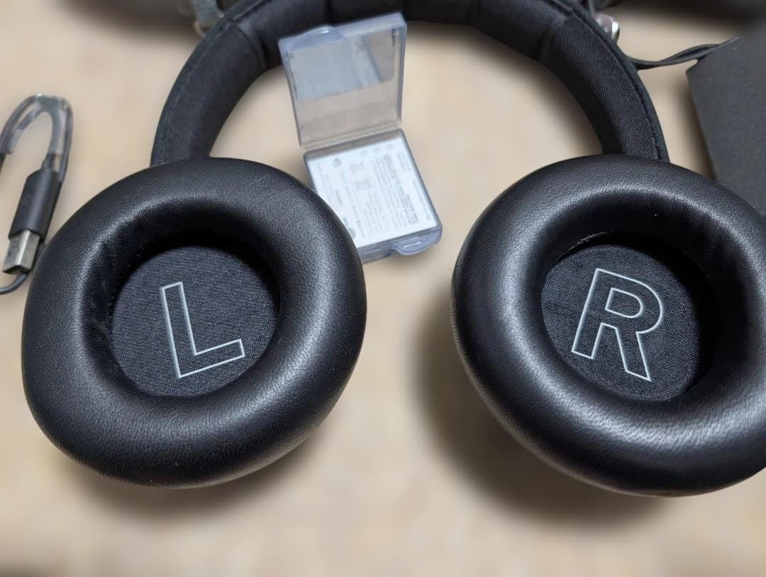 Bang & Olufsen Beoplay H9 予備バッテリー付き