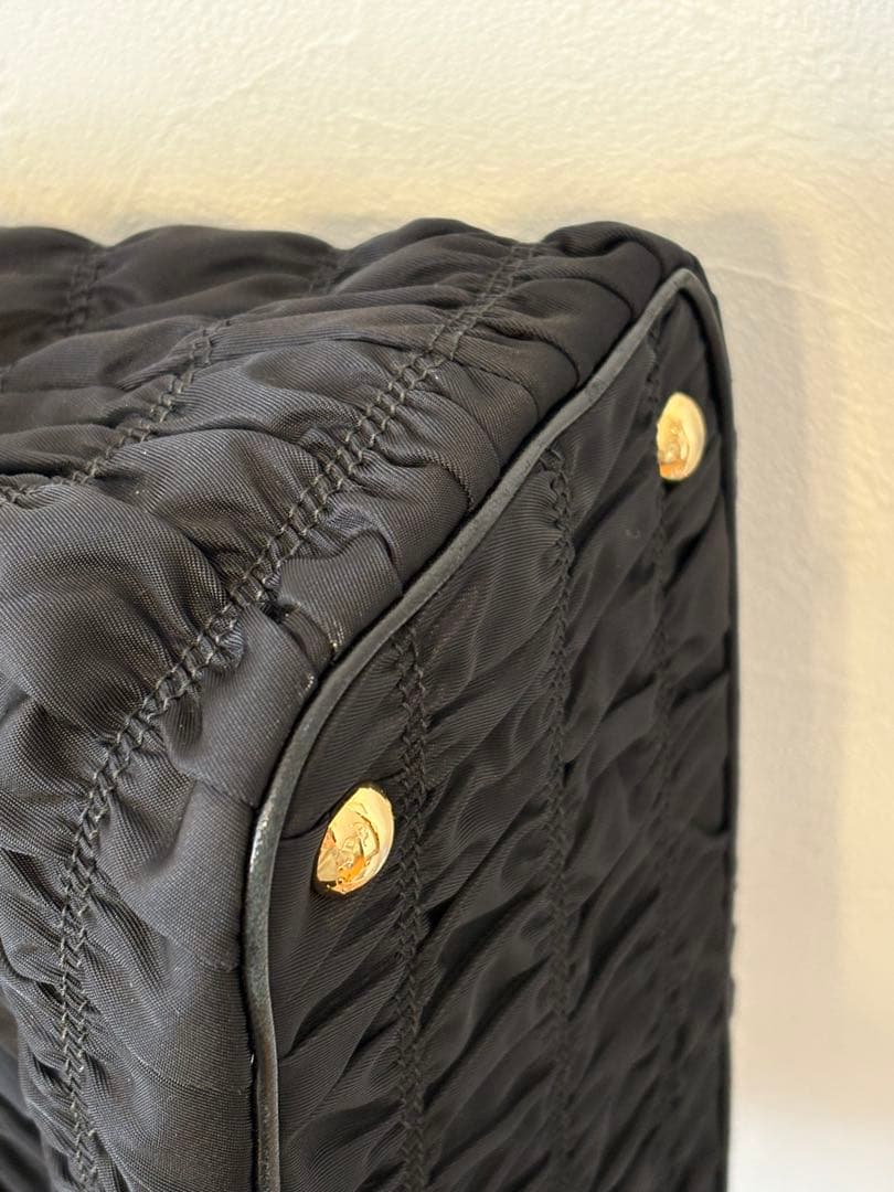 【最終値下げ】PRADA ハンドバッグ　ショルダーバッグ　プラダ　黒　ブラック