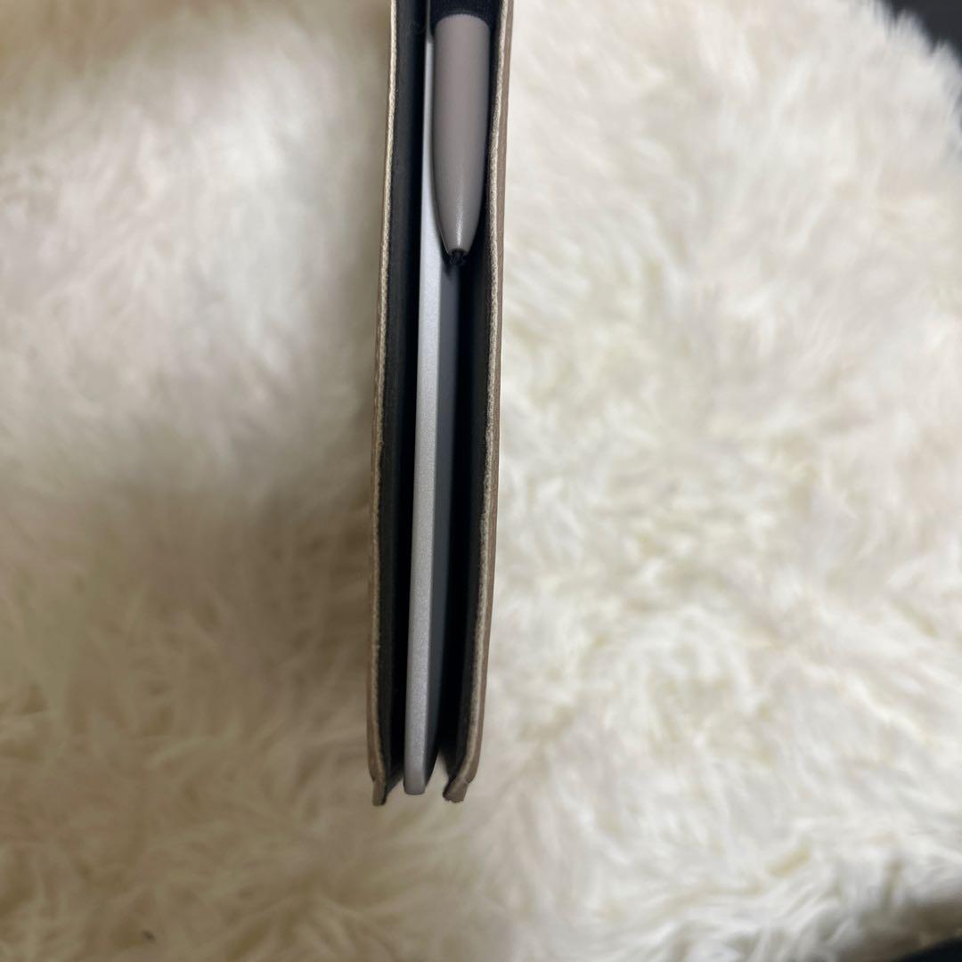 【極美品】クアデルノ　A5 Gen3 最新モデル　純正カバー　純正ラミーペン