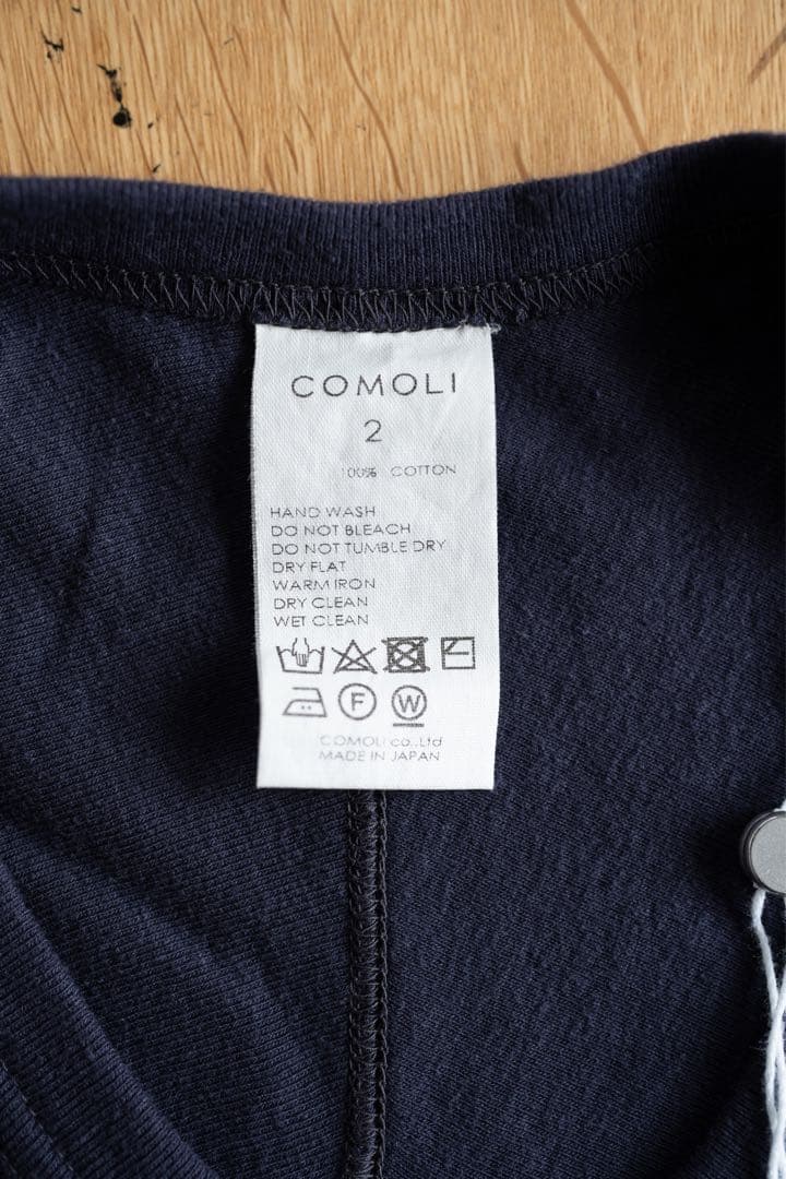 新品未使用　comoli 2024フットボール　ロンT