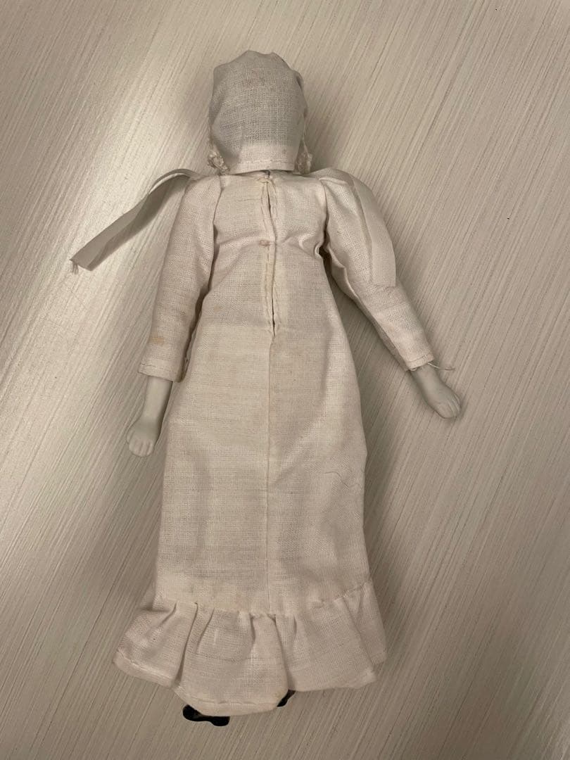 チャイナヘッド•ドール