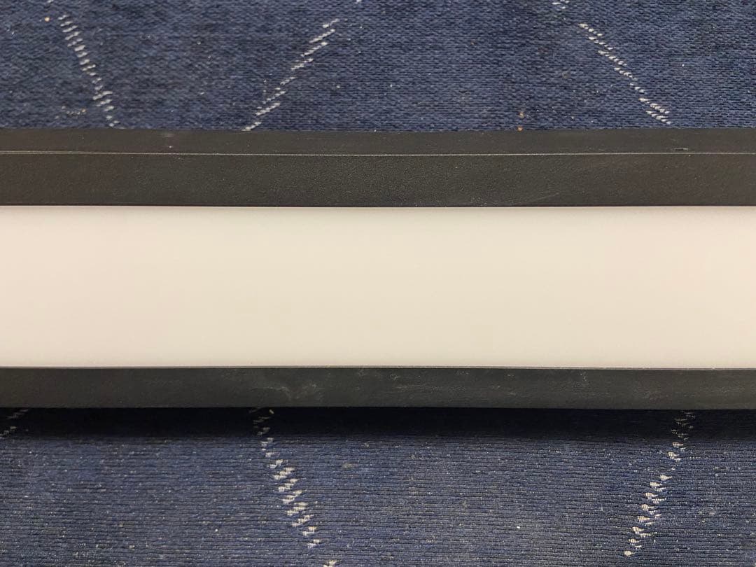 かなでもの　オフィスライト　ネジ欠品