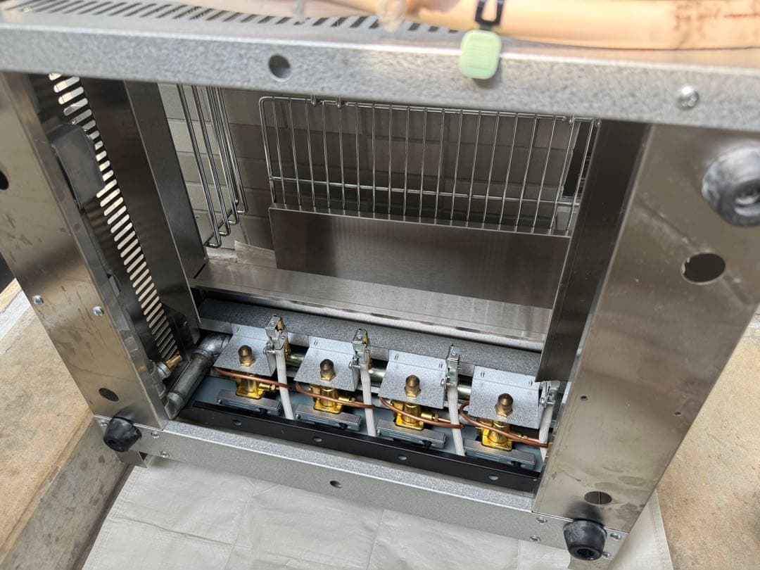 tanico タニコー　業務用　ガス赤外線グリラー　下火式　TMS-TIG-4