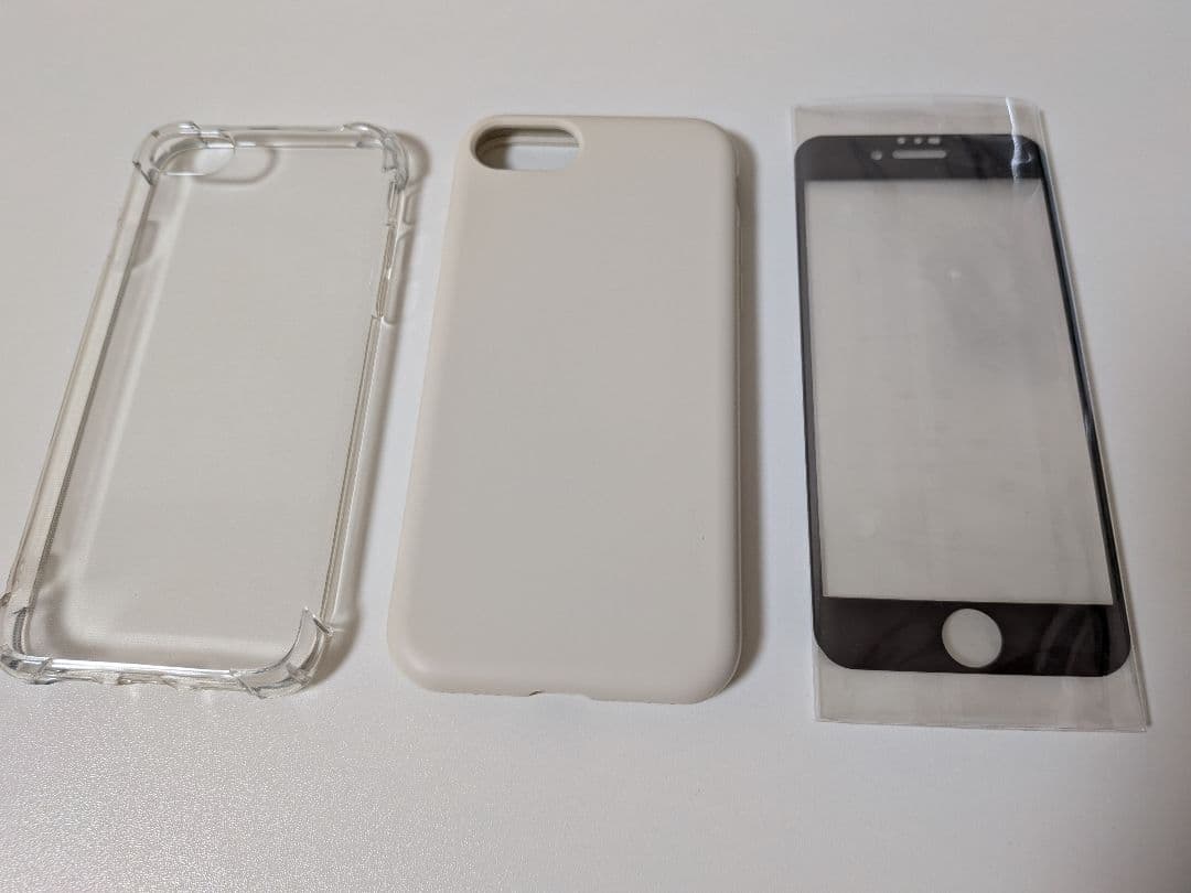 ラ*ル様 Apple iPhone SE3 64GB SIMフリー 本体