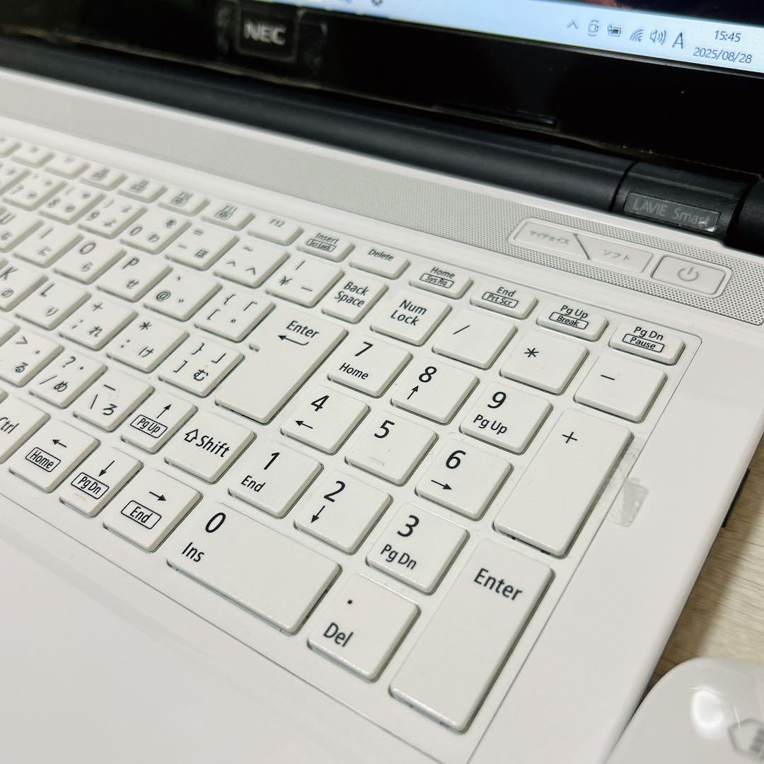 NEC LAVIE ホワイトノートPC