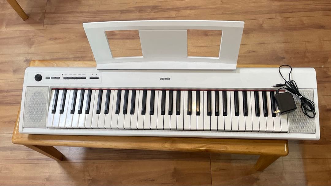 Yamaha ヤマハ NP-12 PIAGGERO ホワイト キーボード
