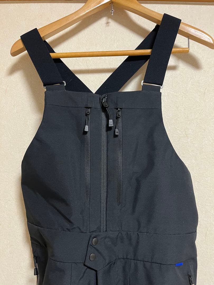 BURTON ブラック ビブパンツ