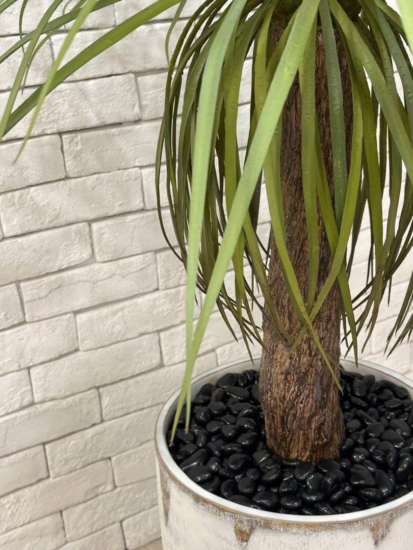 【東京23区配送無料】定価9万円　エミリオロバ　ユッカ　造花　観葉植物　高級　緑