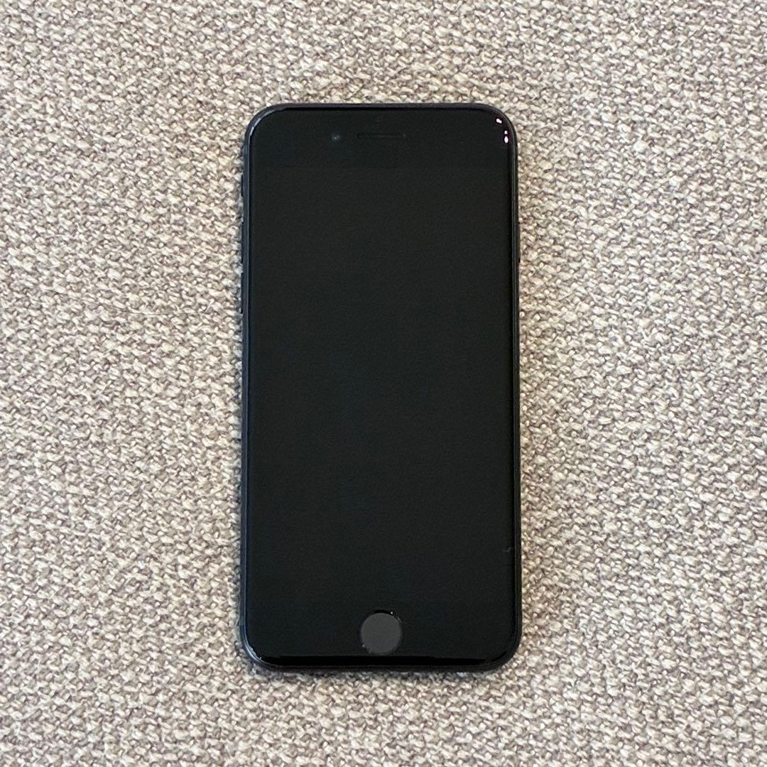 美品 Apple iPhone SE 第3世代 SE3 ブラック 64GB