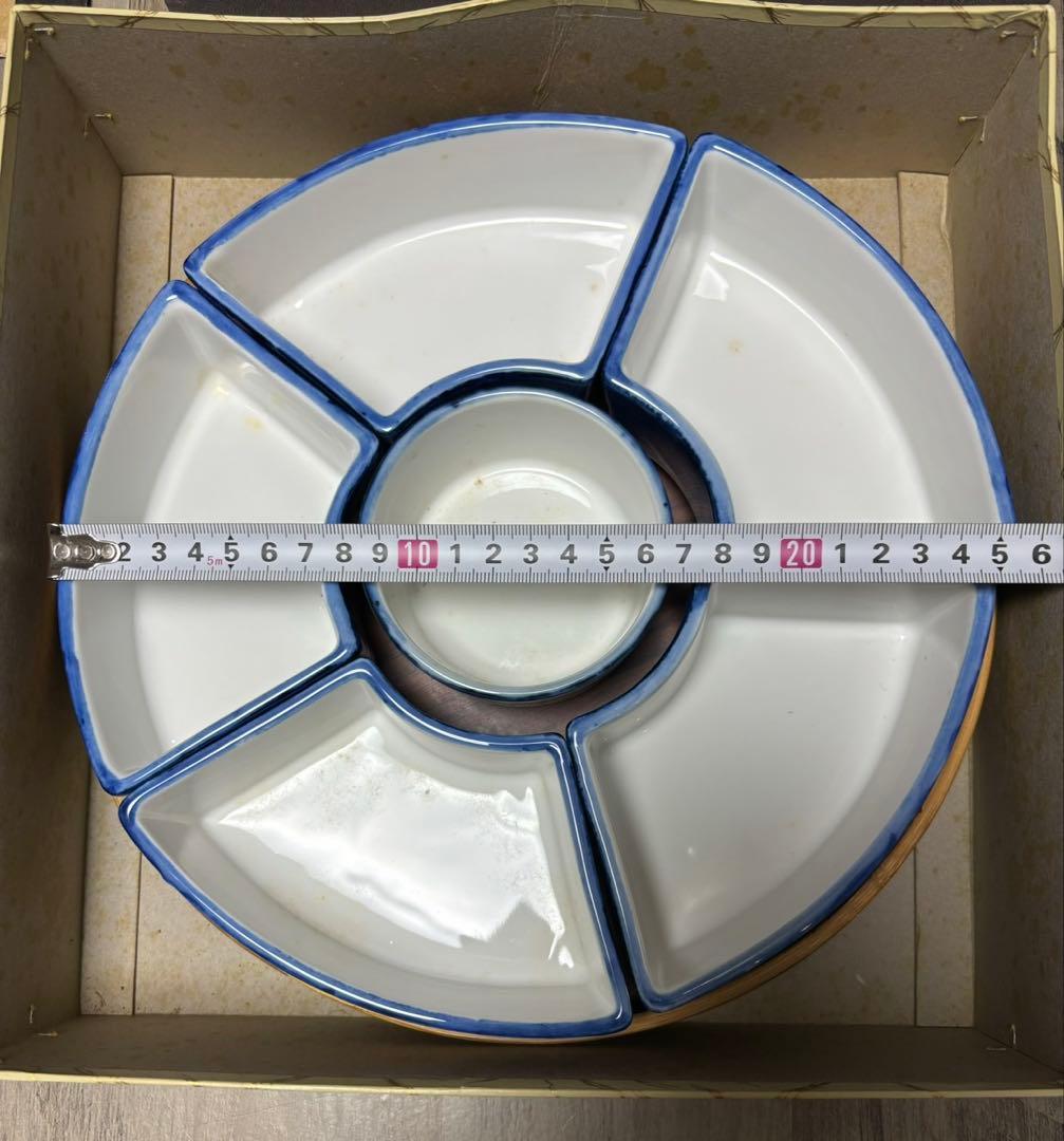 青磁 仕切り付き 菓子鉢 / 回転式オードブル皿（箱付き）