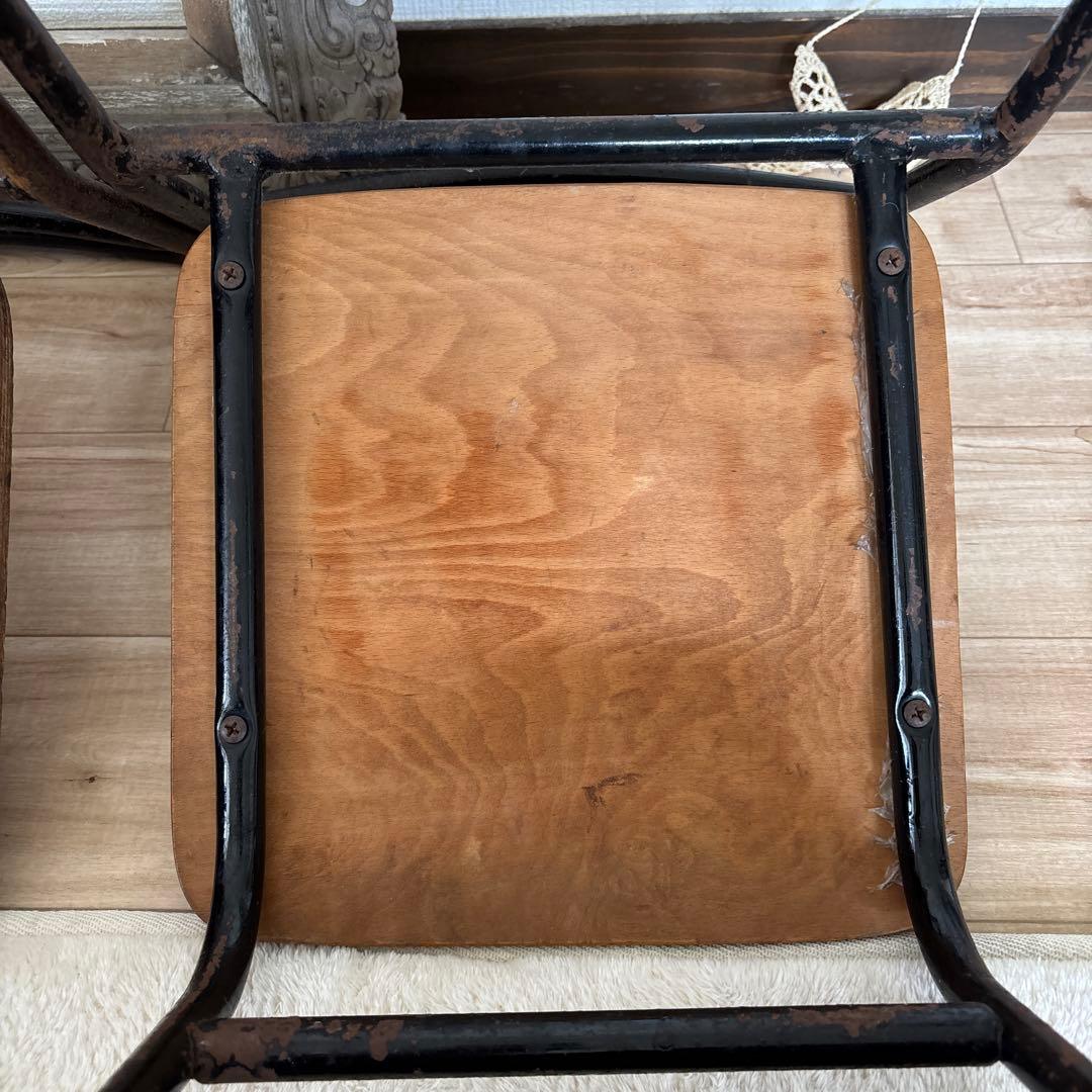 懐かしい幼稚園の椅子2脚セットアンティーク