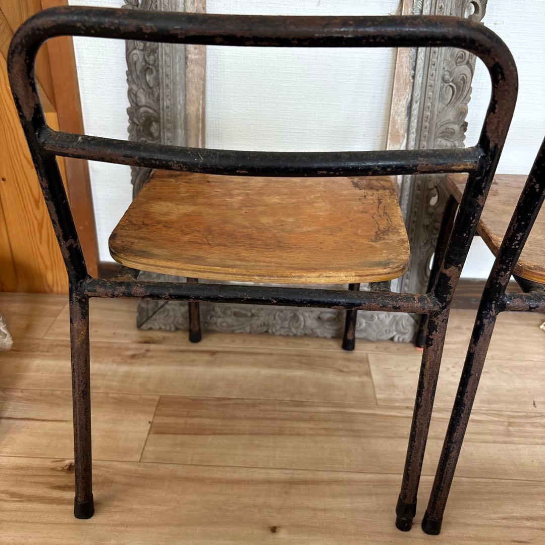 懐かしい幼稚園の椅子2脚セットアンティーク