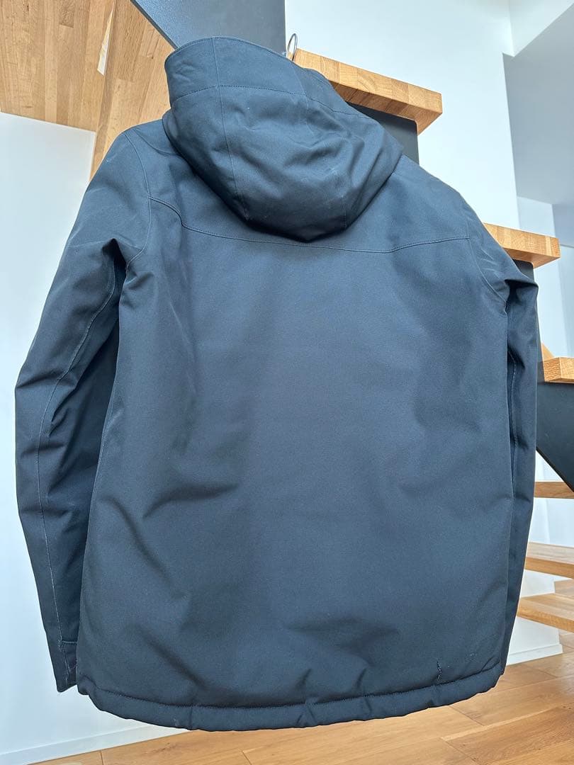 Patagonia S ダウンジャケット黒