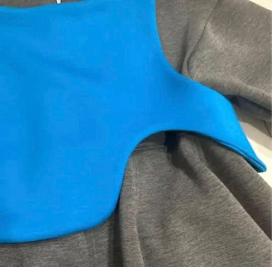 Momoビスチェ&スウェット