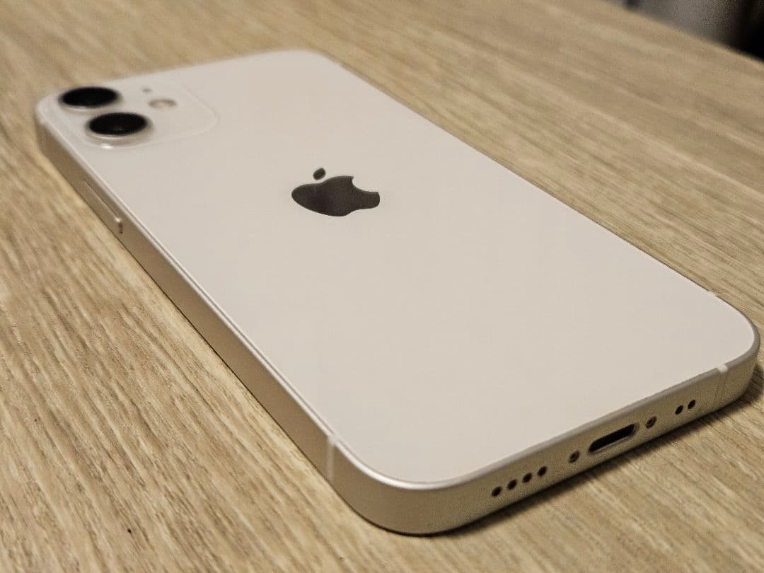 【中古】iPhone12 mini 国内版SIMフリー ホワイト A2398