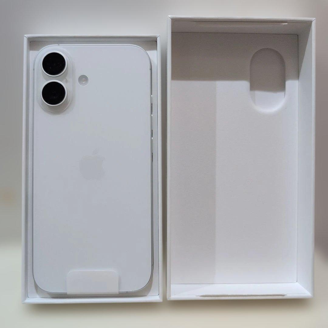 【新品未開封】iPhone17 256GBホワイト SIMフリー