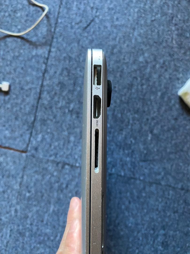 r*a様 MacBook Pro 2015 16G 256G 画面美品