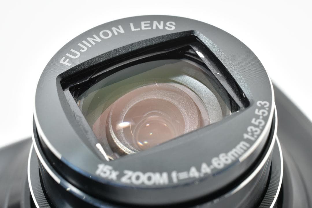 【美品】FUJIFILM FINEPIX F600EXR ブラック　動作確認済