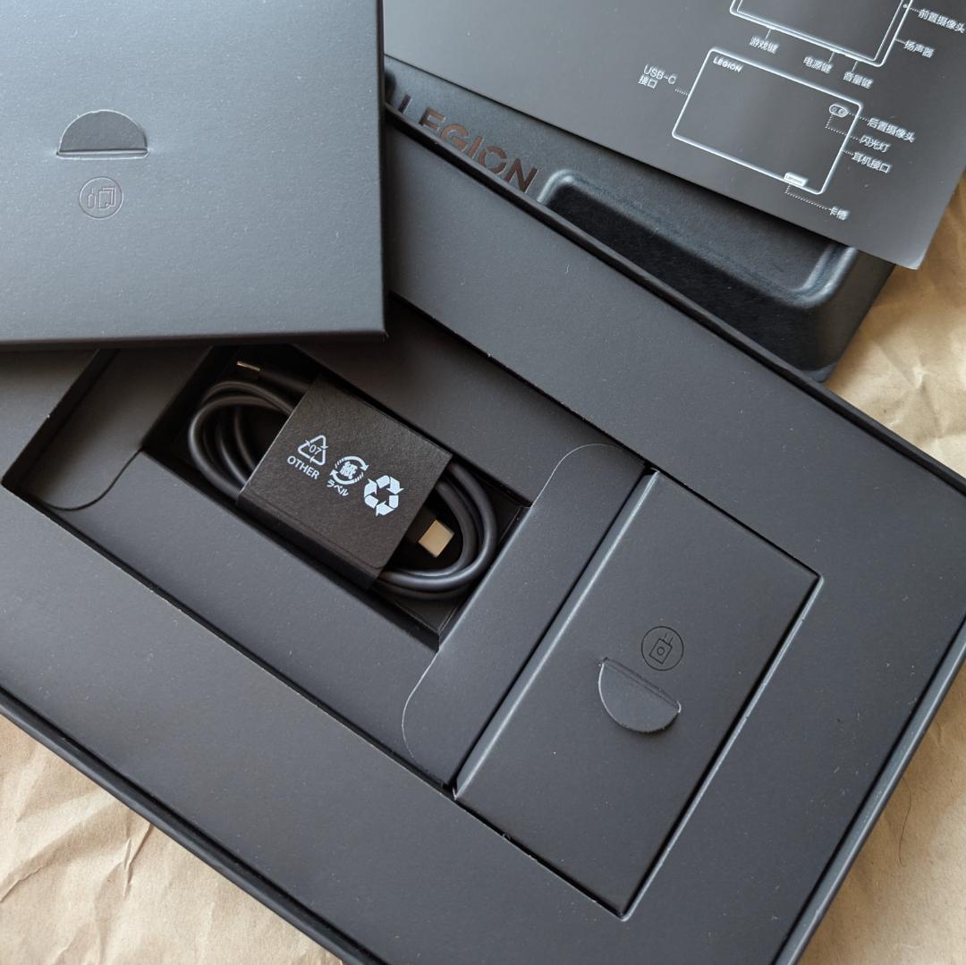 Androidタブレット本体 Lenovo LEGION Y700 TB-970F