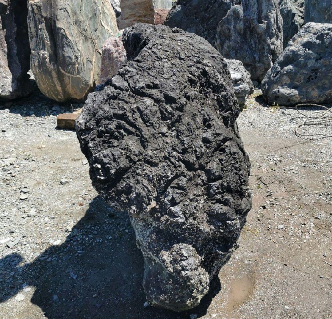 浅間溶岩石　345キロ　庭石　石　石材 庭　坪庭　ガーデニング