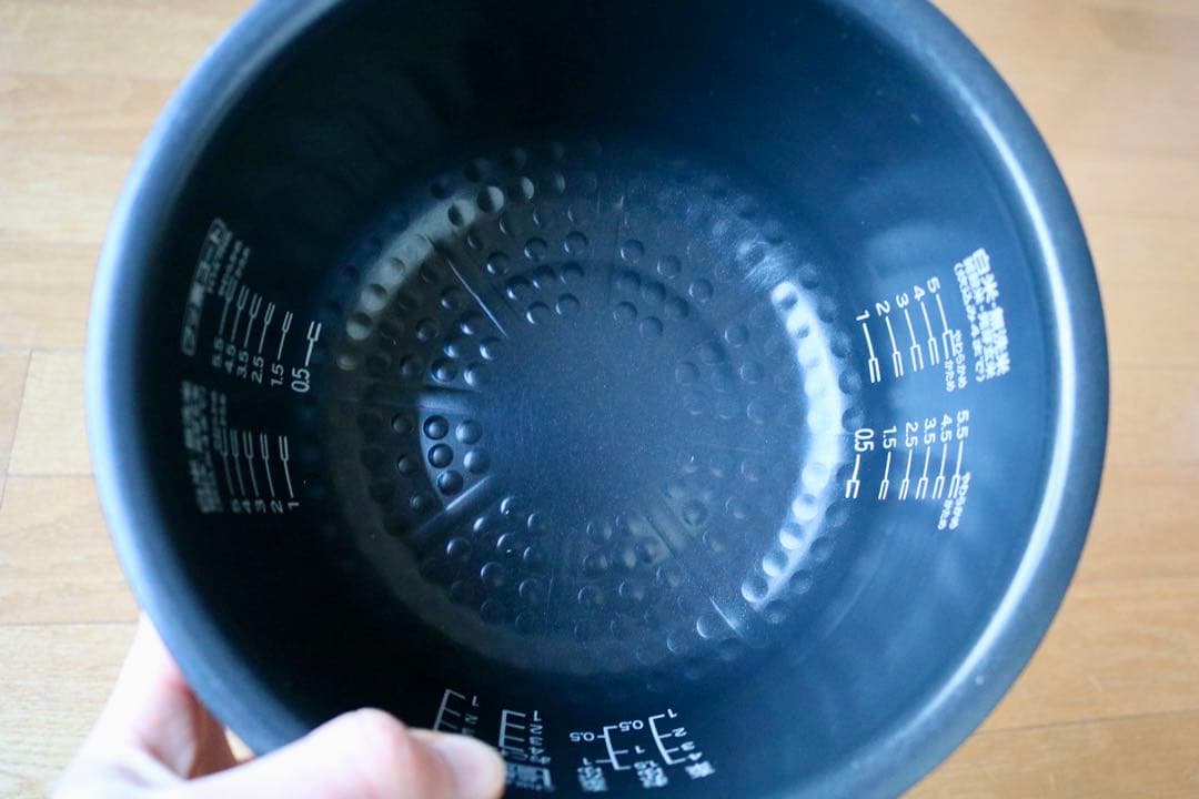 日立 IH炊飯器 RZ-AX10M 黒厚鉄釜 2020年製