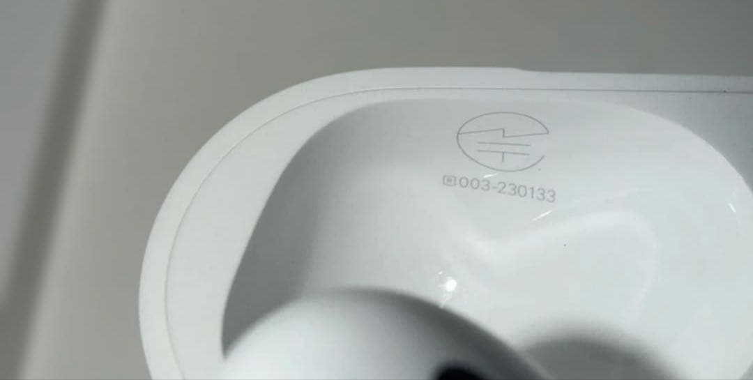 春*み様 【正規品】AirPods pro 第二世代 type-C