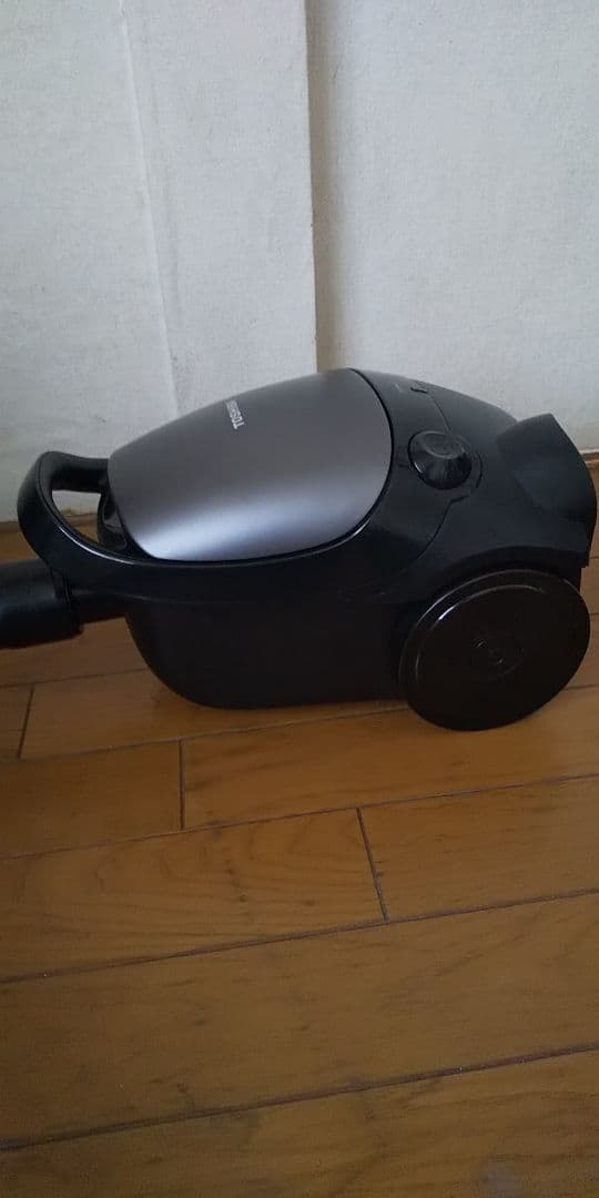 24年製❗軽量型、東芝、紙パック式掃除機(エアーノズル)
